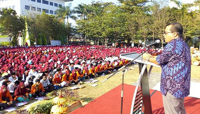 Kepala Seksi Pengabdian Kepada Masyarakat Direktorat Perguruan Tinggi Keagaaman Islam (PTKI) Kementerian Agama, Muhammad Aziz Hakim, Rabu (15/8) orasi ilmiah di Kampus Institut Agama Islam Negeri (IAIN) Surakarta.Pengenalan Budaya Akademik dan Kemahasiswaan (PBAK) IAIN Surakarta. (Istimewa)