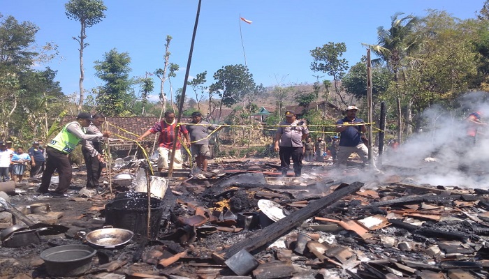 ponorogo, rumah ponorogo, warga ponorogo, dukuh ngemplak, kecamatan sawo, kabupaten ponorogo, kebakaran ponorogo, nusantaranews