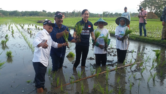 petani indonesia, hari tani nasional, petani makmur, petani sejahtera, ibas, putra sby, nasib petani, negara agraris, nusantaranews, nusantara news, nusantara