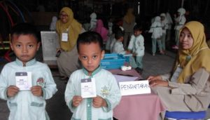 kb al azhar, anak usia dini, demokrasi, siswa kb al azhar, teacher favorite, pemilihan guru favorit, nusantara, nusantara news, nusantaranews