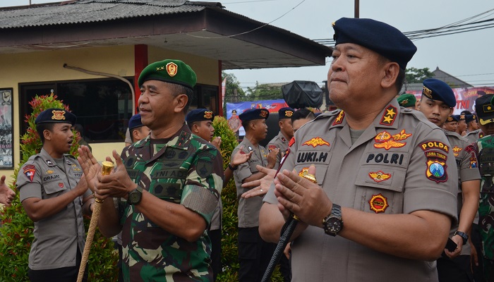 pandam v brawijaya, kapolda jatim, polda jatim, sinergitas tni-polri, mako brimob jatim, mayjen arif rahman, irjen luki hermawan