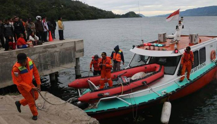 Proses Pencarian 7 ABK yang Hilang (Foto Antara)