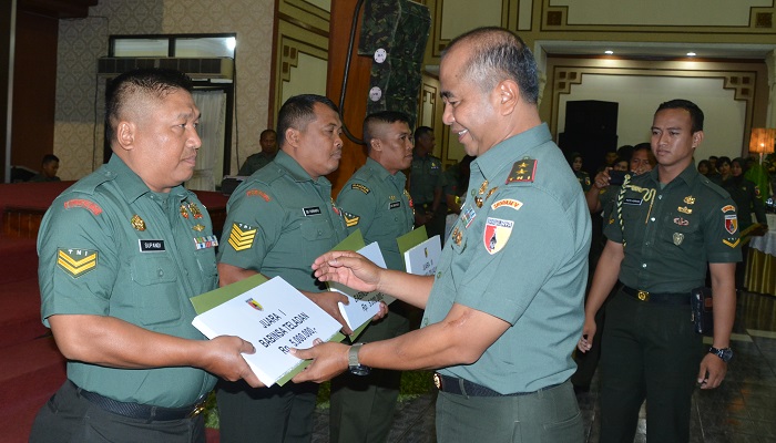 babinsa kodam brawijaya, kodam brawijaya, pangdam kodam brawijaya, babinsa berprestasi, babinsa teladan, bintara pembina desa, nusanataranews, prajurit tni