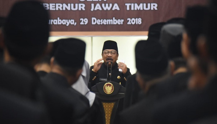 kepala sekolah jatim, pelantikan kepala sekolah, soekarwo, jawa timur, gubernur jatim, pakde karwo, nusantaranews