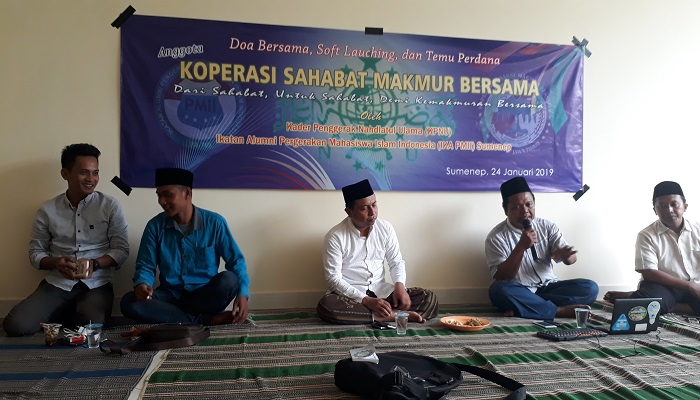 Acara doa bersama, soft lanching dan temu anggota Koperasi Sahabat Makmur Bersama. (Foto: M Mahdi/NUSANTARANEWS.CO)