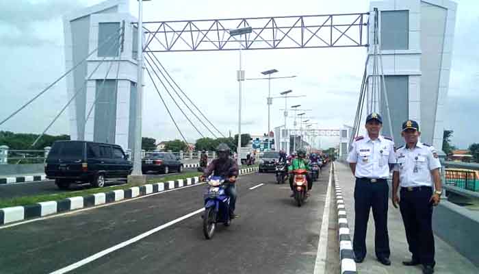 Eks Walikota Kediri Tersangka, Nuruddin Hasan dan W Reny Permana Dituntut untuk Diperiksa