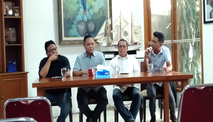 Diskusi bertajuk Paradoks Kartu Sakti Jokowi diselenggarakan Forum Tebet (Forbet), di kawasan Tebet, Jakarta Selatan, Selasa (19/3/19). (Foto: Romandhon/NUSANTARANEWS.CO)