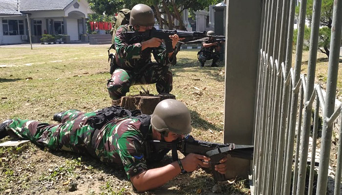 pertahanan pangkalan, marinir, prajurit batalyon marinir, batalyon marinir, nusantaranews