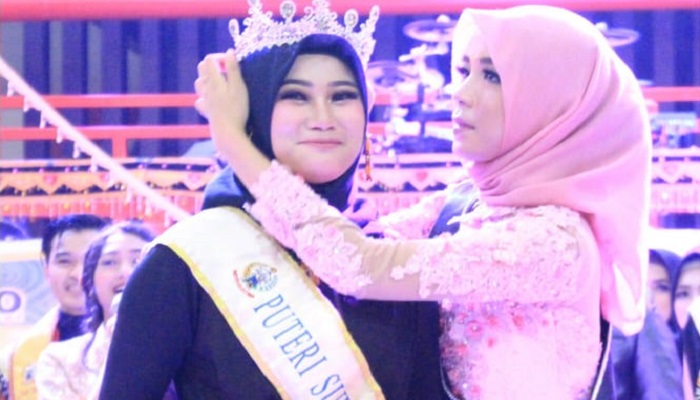 Nurul Annisa Mahasiswa Hukum Tata Negara (HTN) Fakultas Syariah dan Ilmu Hukum Islam Institut Agama Islam Negeri (IAIN) Parepare berhasil ditahbiskan sebagai Juara I Putri Sulsel pada Grand Final ajang Pemilihan Putra Putri Sulawesi Selatan Tahun 2019. (Foto: Istimewa)