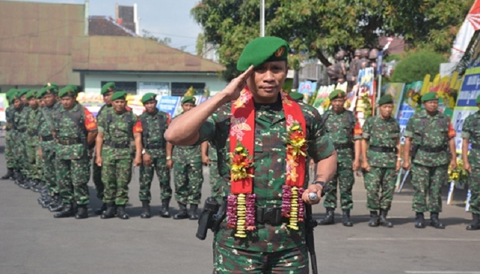 letkol inf la ode m nurdin, tradisi penyambutan, komandan kodim, kodim jember, letkol inf arif munawar, nusantaranews