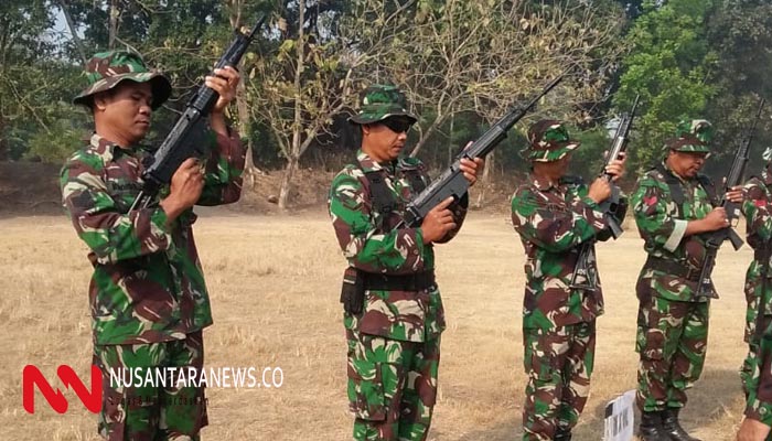 Dari Senjata Ringan Hingga Laras Panjang Warnai Latihan Menembak. (Foto: Pendam Brawijaya/NUSANTARANEWS.CO)