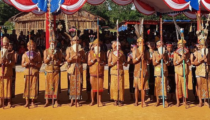 Dayak Agabag Fokus Satu Calon Wakil Bupati di Pilkada 2020. (Foto: Eddy Santri/NUSANTARANEWS.CO)