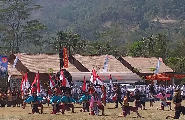 Aksi Memukau Tari Soreng di Magelang