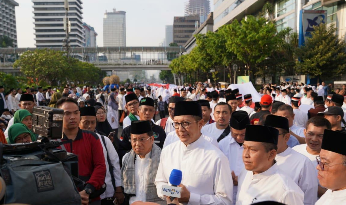 Gelar Parade Hari Santri 2019, Menteri Agama Lukman Hakim Saifudin Sebut Santri Sebagai Duta Perdamaian. (Foto: Romadhon/NUSANTARANEWS.CO)