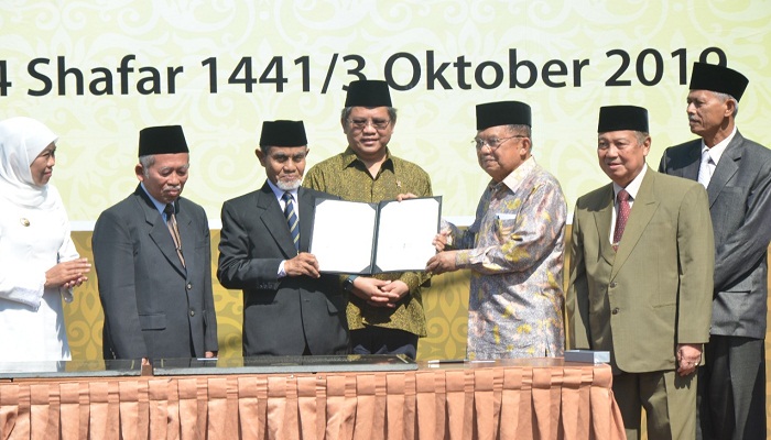 Wakil Presiden RI, M Jusuf Kalla melakukan kunjungan ke Kabupaten Ponorogo, Jatim, Kamis (3/10/2019). (Foto: Muh Nurcholis/NUSANTARANEWS.CO)