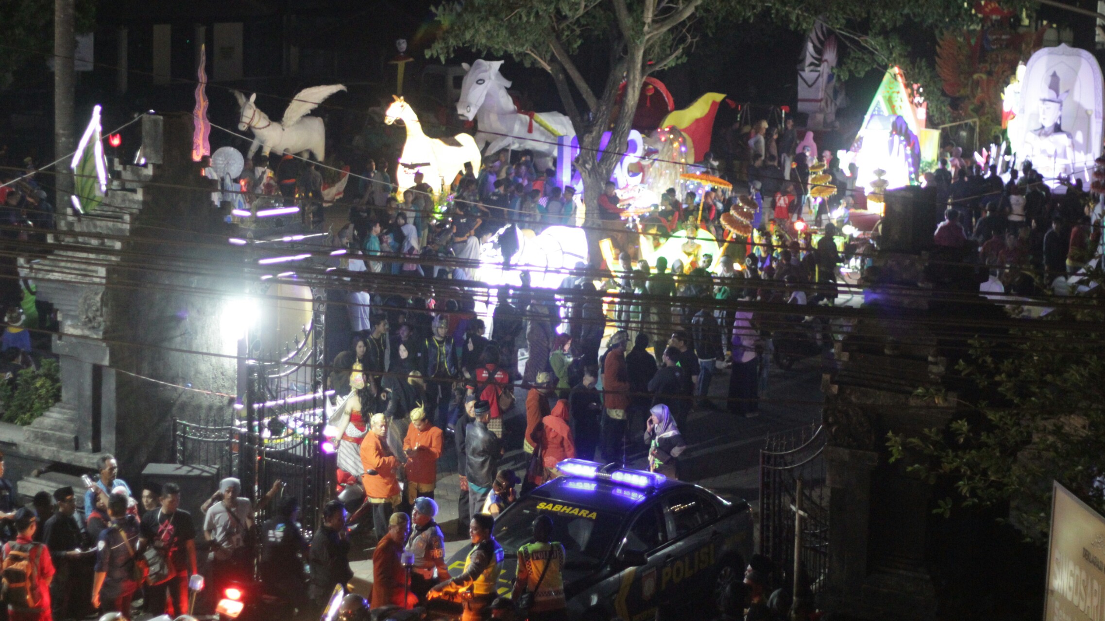 Pemuda Singosari Gelar Festival Lampion