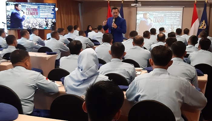 Wakil Ketua Umum Partai Demokrat, Agus Harimurti Yudhoyono (AHY) secara resmi membuka pendidikan tahap akhir Akademi Demokrat Angkatan Pertama di Hotel Atlet Century Park, Senayan, Jakarta Selatan, Jumat (6/12).