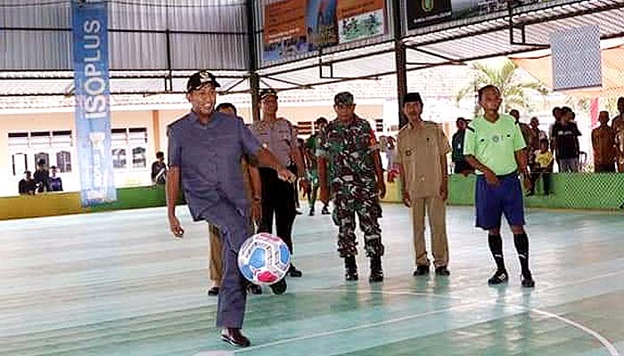 Ayo main futsal di desa Rombasan