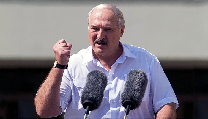 Mengapa Lukashenko harus disingkirkan dari Belarusia?