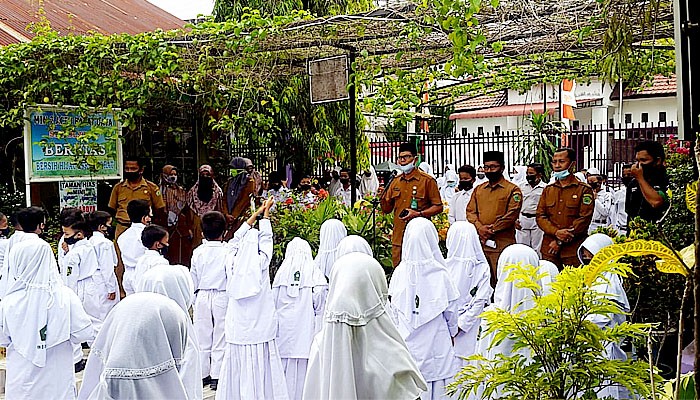 Perasaan haru sambut sekolah tatap muka di Abdya.