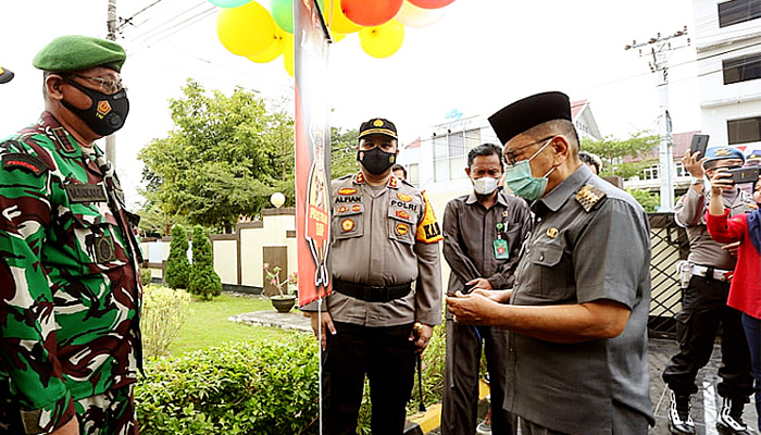 Walikota Palopo hadiri acara launching aplikasi SIAP Polres Palopo.