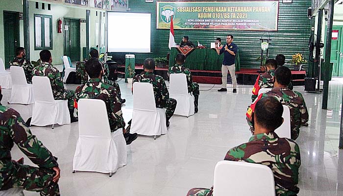 Babinsa Kodim 0101/BS, Menerima Materi Binhanpangan untuk Pemanfaatan Lahan Pekarangan