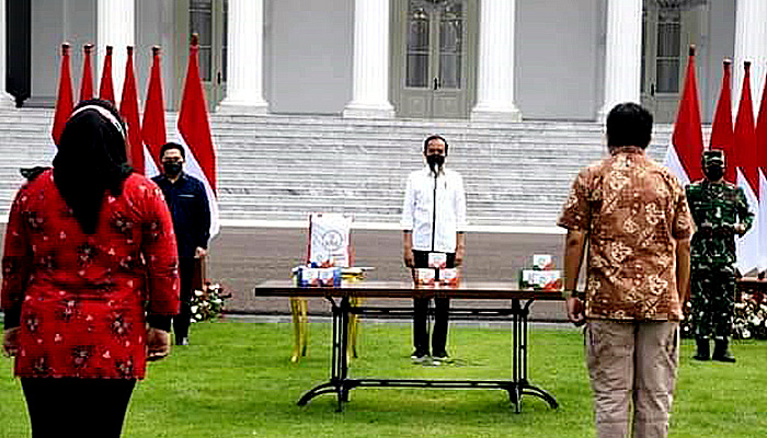 Presiden Luncurkan Pembagian Obat Isoman Gratis untuk Rakyat