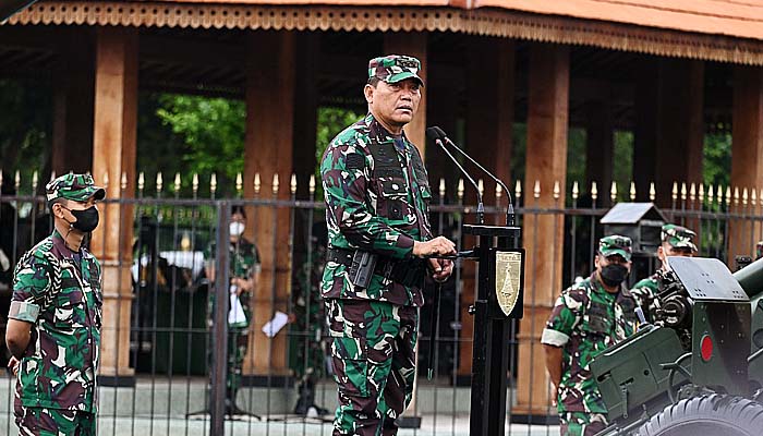 Petinggi TNI-AD Tinjau Kesiapan Batalyon Tim Pertempuran Kodam Brawijaya