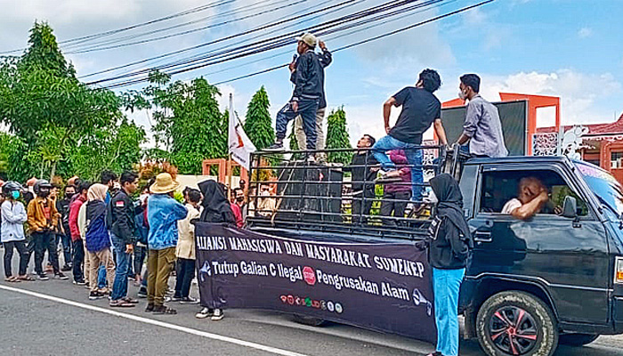 Dianggap Rugikan Masyarakat, Mahasiswa Minta Bupati Fauzi Tutup Galian C