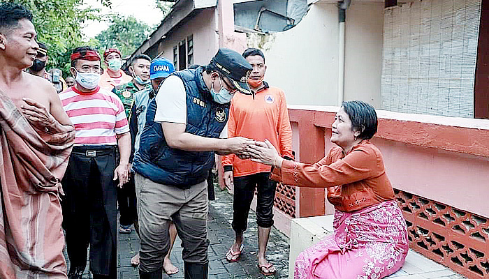 Tangani korban banjir, Pemkab Pamekasan buat skenario pertolongan pertama.