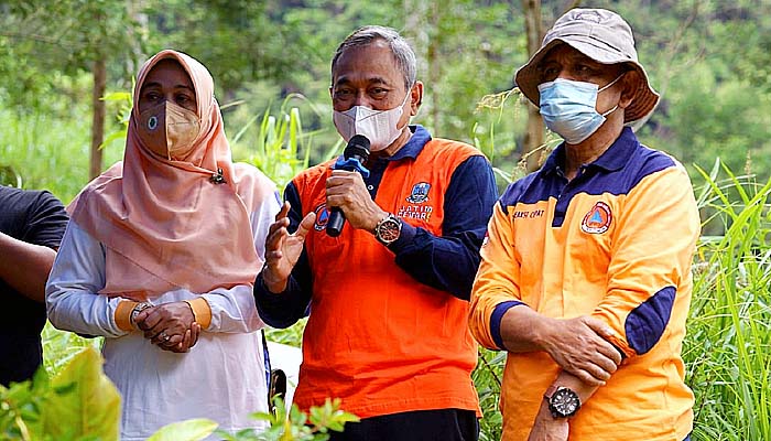 Gandeng DWP dan berbagai komunitas, BPBD gelar mitigasi vegetasi di lereng Lawu Area Wisata Genilangit Magetan.