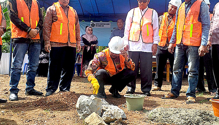 PLHUT Kemenag Banda Aceh dimulai, Kakanwil dan Kakankemenag inginkan gedung Haji bagaikan Lounge Garuda.