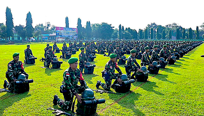 Pangdam V/Brawijaya tinjau kesiapan Satgas Yonif 511/DY dalam rangka Operasi Pamtas Darat RI-PNG.