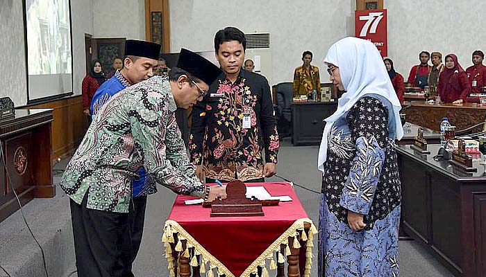 DPRD Sumenep gelar Sidang Paripurna sahkan Perda Pemberdayaan Nelayan.