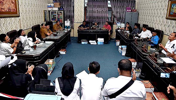 Datangi Komisi IV DPRD Sumenep, Nakes Minta Kejelasan Status