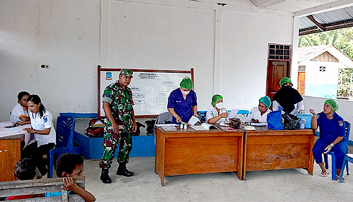 Kemanunggalan TNI dan Rakyat di Papua