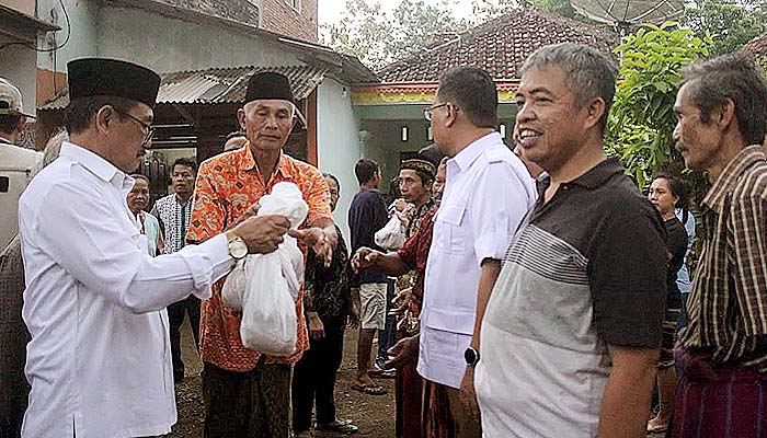 Banjir Terjang Trenggalek, Legislator Noer Soetjipto Gelontor Bantuan Kemanusiaan