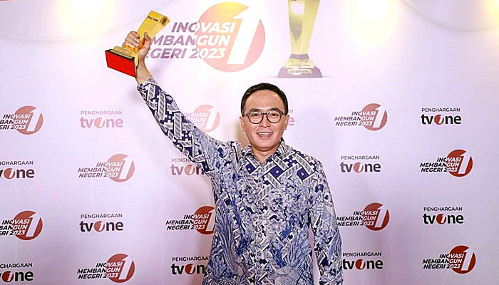 Membanggakan, Bupati Pamekasan Raih Penghargaan Inovasi Membangun Negeri 2023 dari tvOne