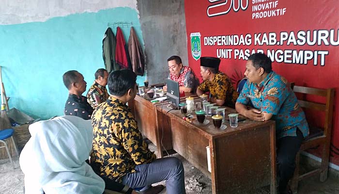 Cari Keadilan Lewat Gubernur Khofifah, Pedagang Asal Pasuruan Malah Dipingpong