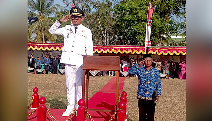 Pemerintah Kecamatan Pragaan Gelar Upacara HUT RI Ke 78. Camat Minta Generasi Bangsa Meneladani Semangat Pejuang Kemerdekaan