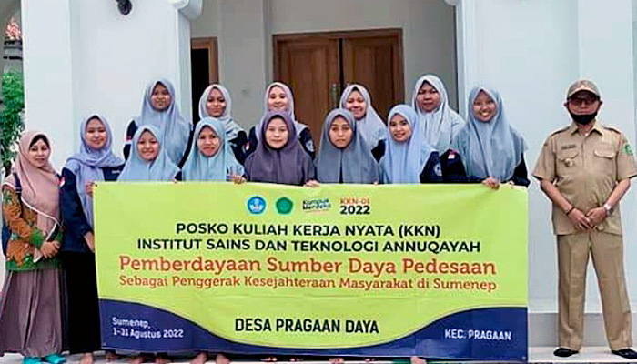 Kades Imrah Mendorong Anak Muda di Desa Pragaan Daya Melanjutkan Pendidikan Ke Universitas