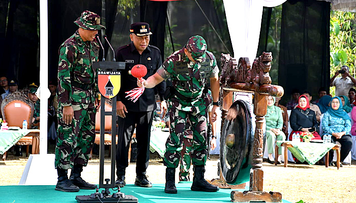 Tutup TMMD 121, Kasdam V/Brawijaya Pesan Untuk Warga Desa Selur